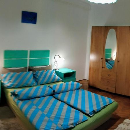 Fuesti Fecske Apartman Hajdúszoboszló Extérieur photo